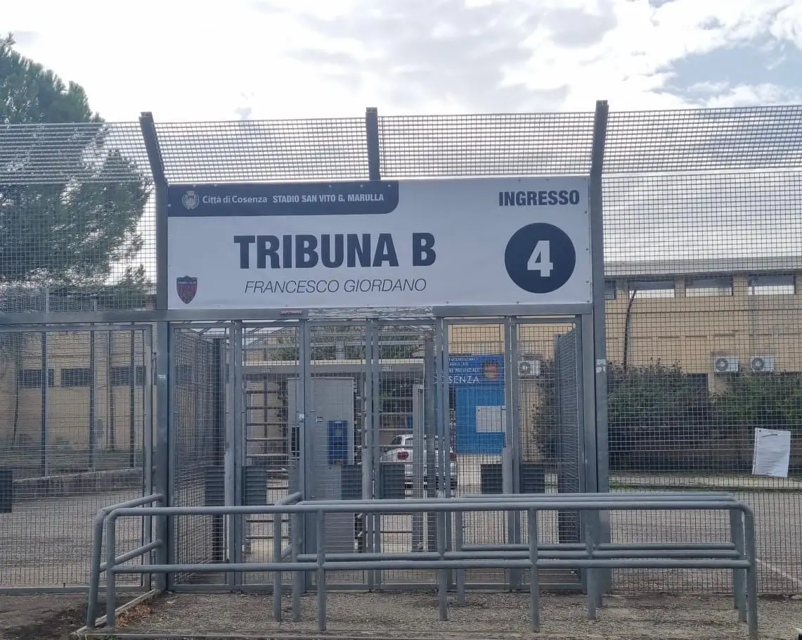 Cosenza, nuove intitolazioni per gli spazi dello stadio “San Vito - Gigi Marulla”