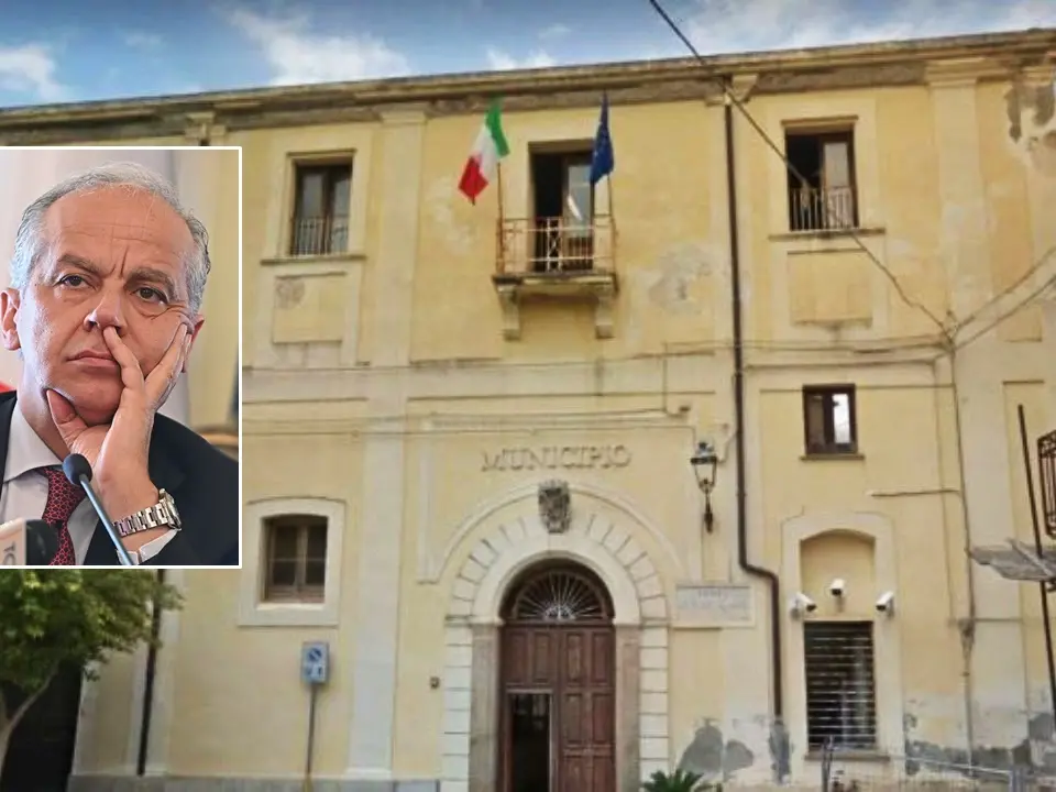 Comune di Tropea sciolto per infiltrazioni mafiose, le ragioni della proroga del commissariamento