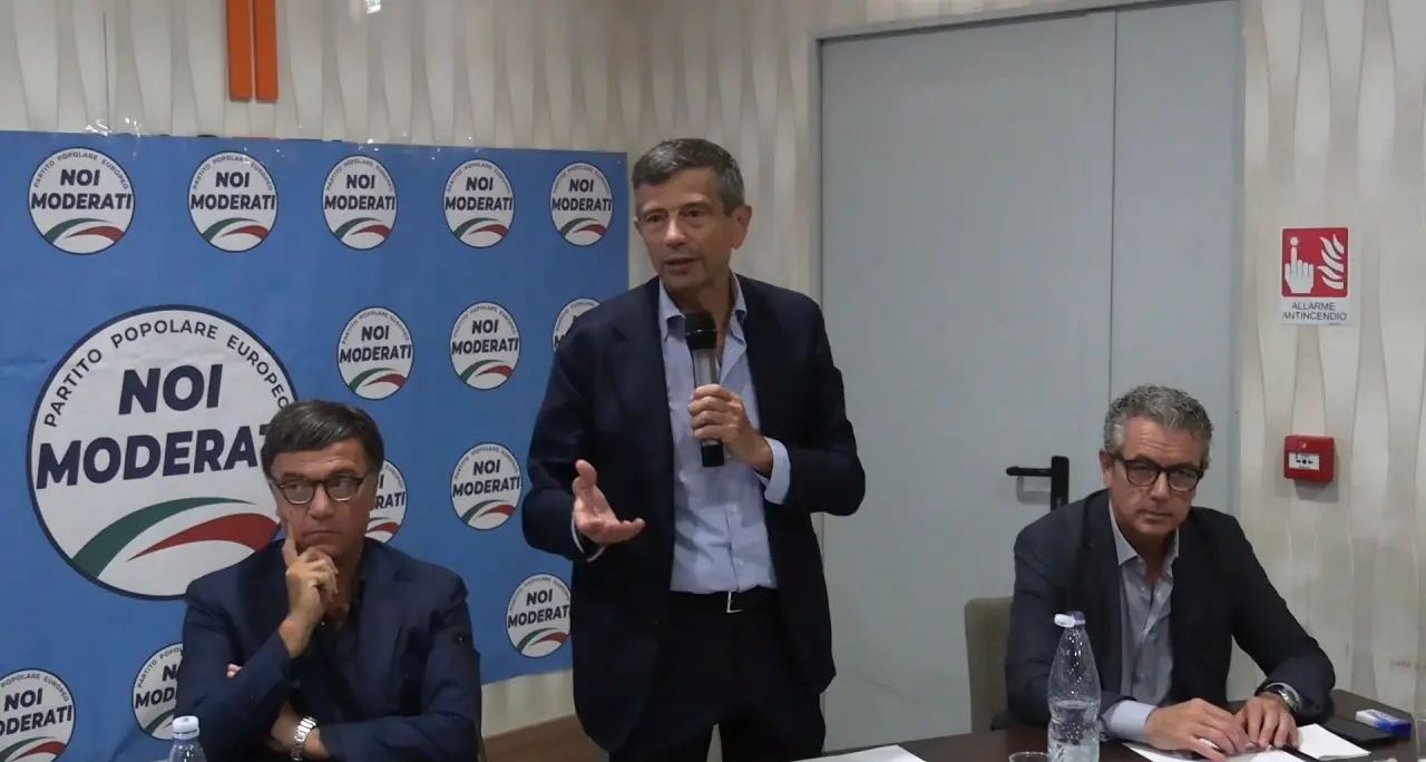 Lupi a Lamezia per presentare le liste di Noi Moderati: «Saremo la vera sorpresa alle urne, obiettivo è avere almeno due consiglieri»