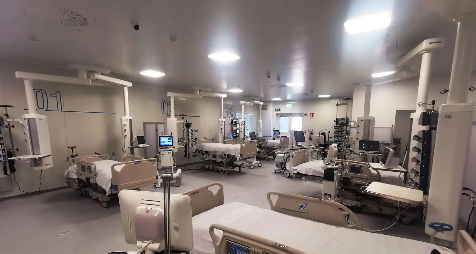 Lamezia, attivato il nuovo modulo di Terapia intensiva dell’ospedale San Giovanni Paolo II: 10 posti in più\n