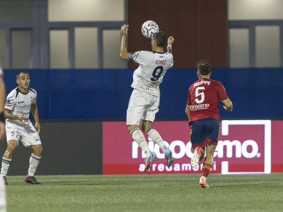 Serie C, spettacolo e gol al “Viviani”: Potenza–Crotone finisce 3-3