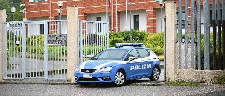 Serra, rissa in strada tra cinque donne: tutte arrestate, due sono dovute ricorrere al Pronto soccorso\n