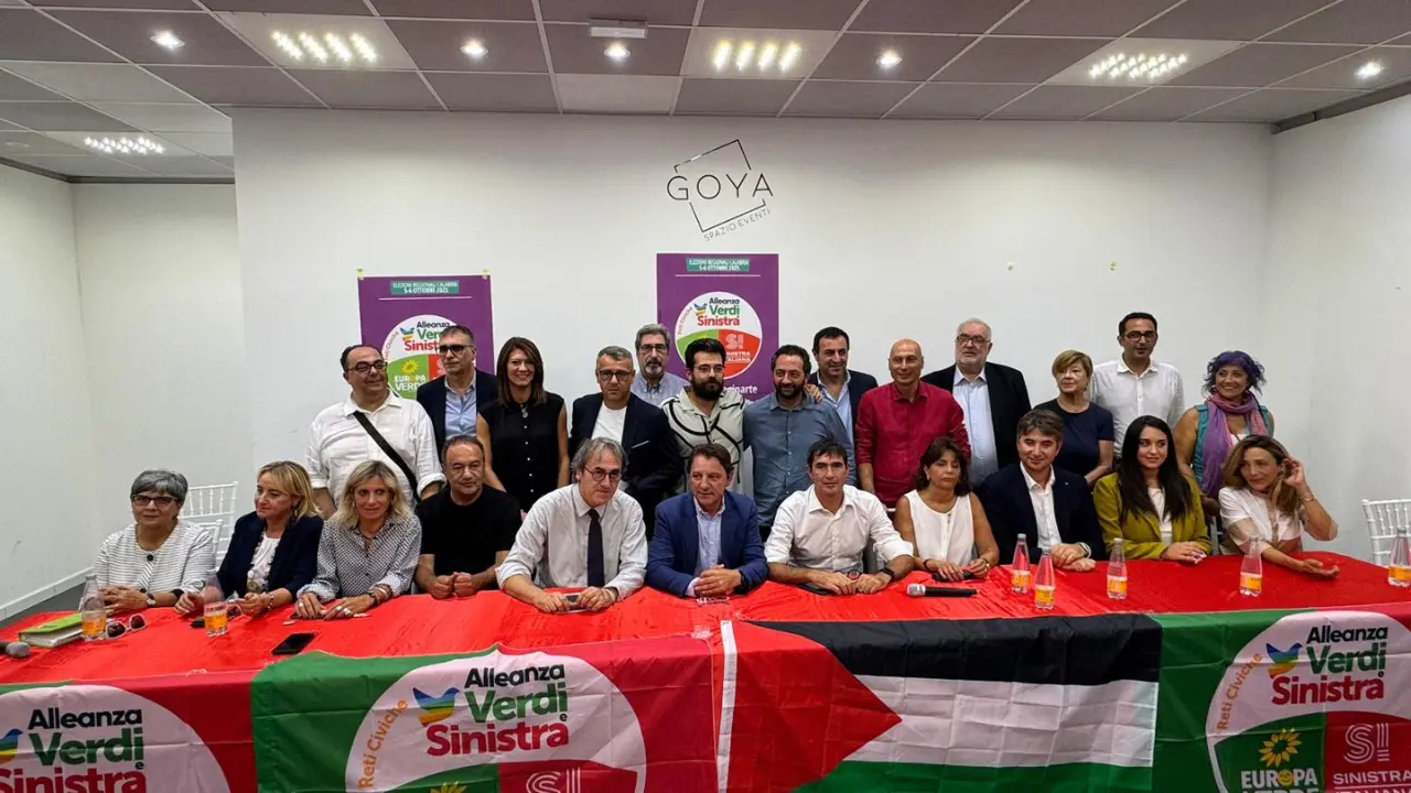 Regionali, Bonelli a Lamezia: «Lucano onesto a differenza di chi si candida essendo accusato di corruzione»\n