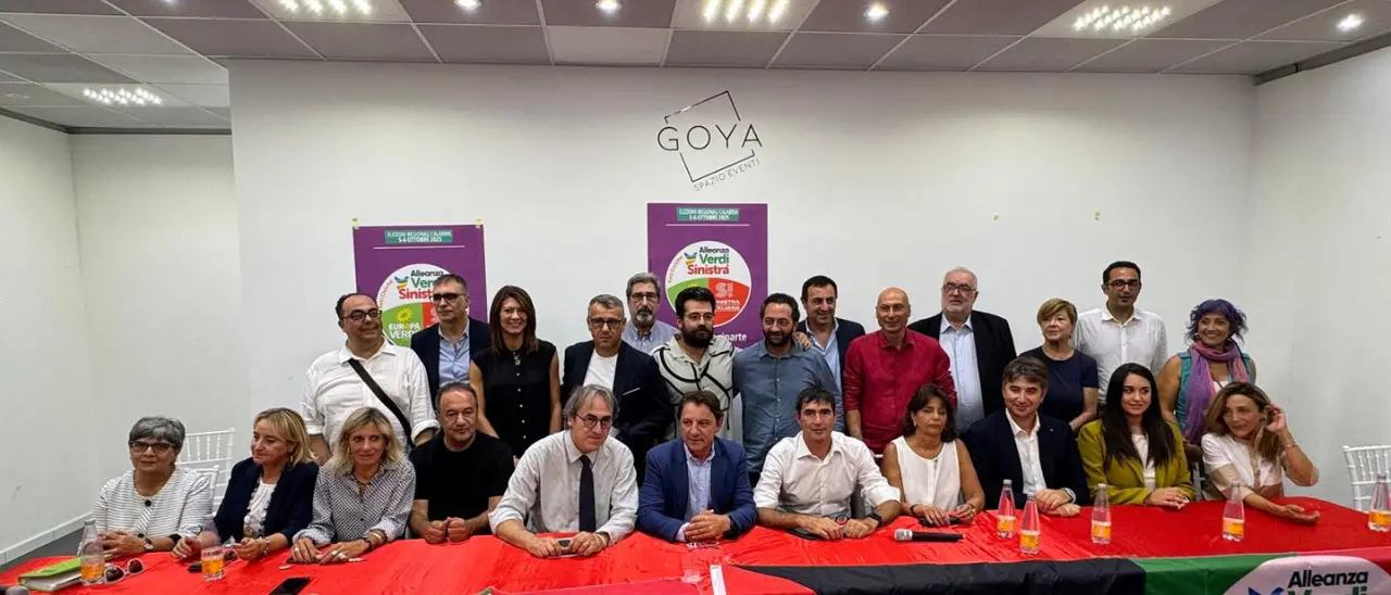 Regionali, Bonelli a Lamezia per Tridico: «Occhiuto ha tradito la sua Calabria». E su Lucano:\u00A0«Persona perbene»\n