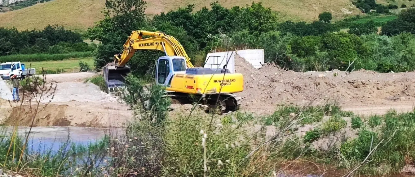 Discarica Scala Coeli, Cuparo (M5s): «È la nostra battaglia. La valle del Nicà non è una periferia da sacrificare»\n