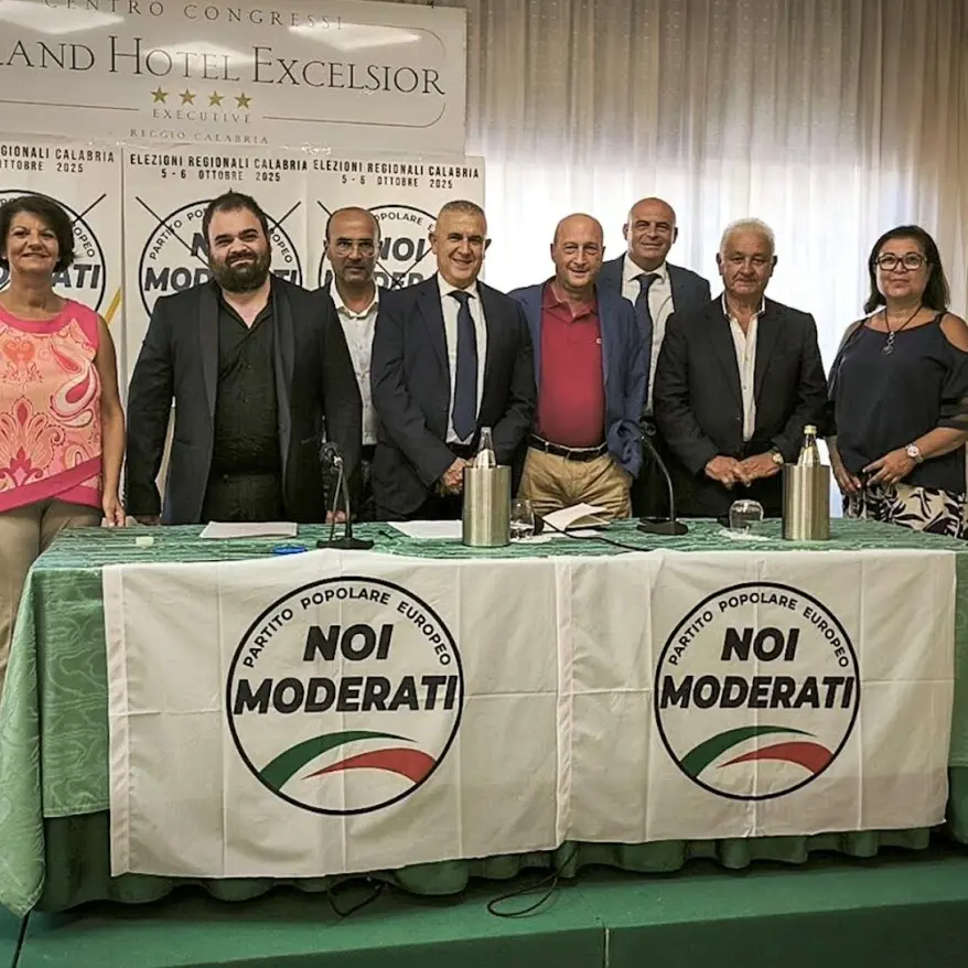 A Reggio Calabria presentata la lista di Noi moderati in corsa nella Circoscrizione Sud. Foti: «Squadra competitiva e motivata»\n