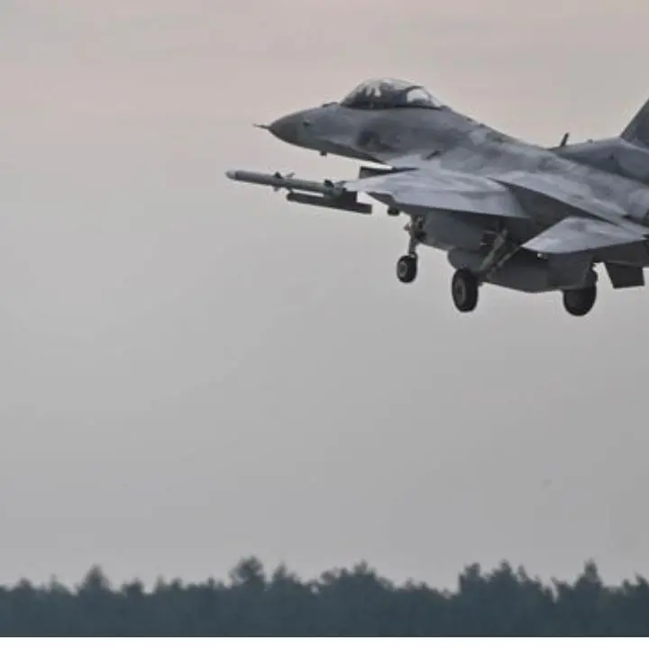 Guerra in Ucraina, nuovo allarme in Polonia: in volo i jet Nato\n