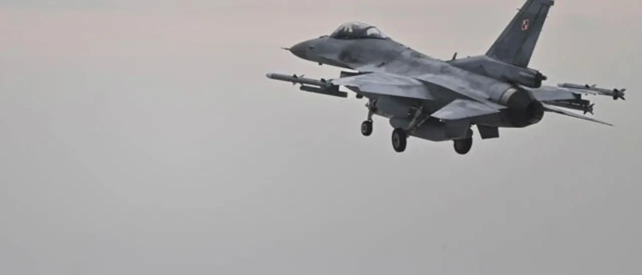 Guerra in Ucraina, nuovo allarme in Polonia: in volo i jet Nato\n