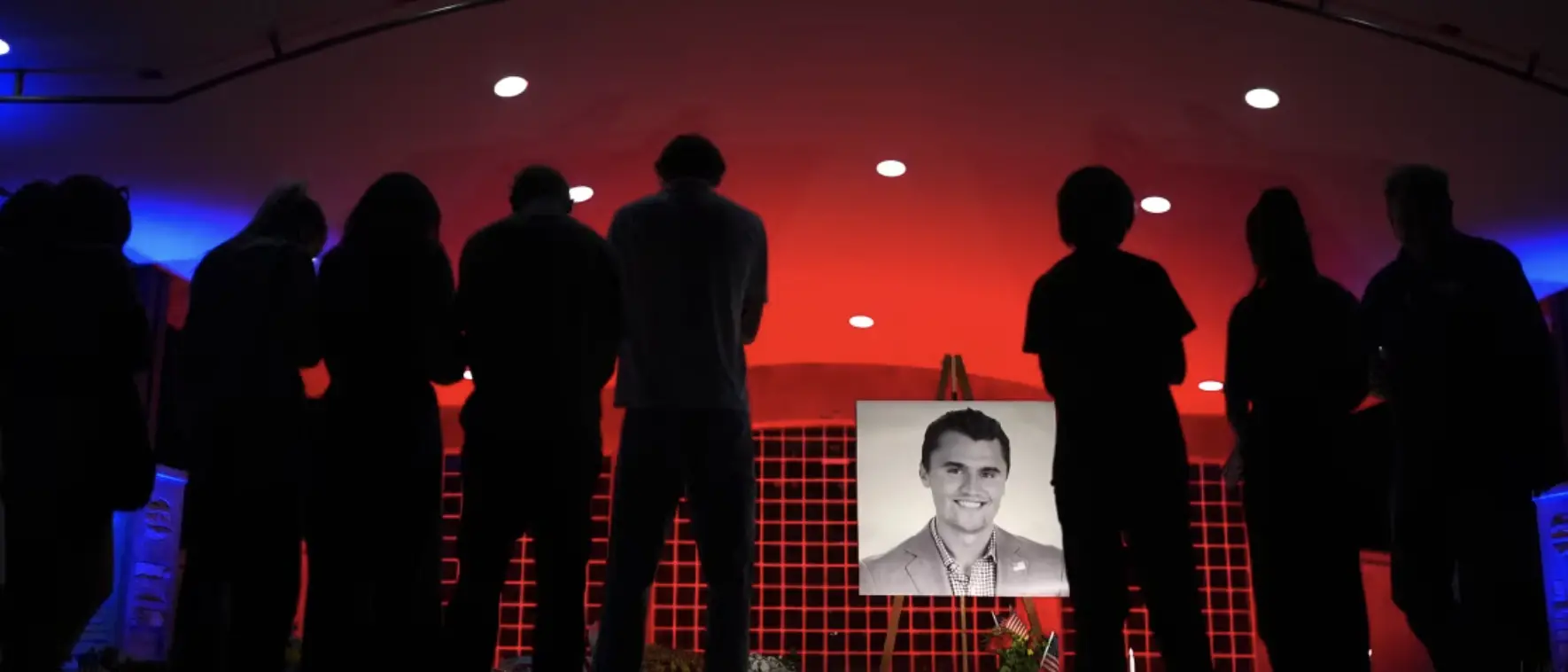 Quando un post diventa pericoloso: il caso dei messaggi dopo la morte di Charlie Kirk
