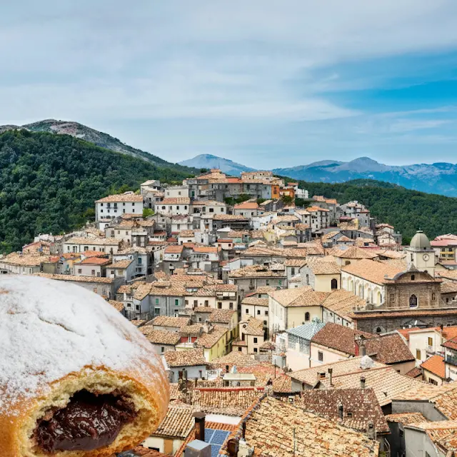 Weekend goloso a Mormanno: la Festa del Bocconotto è pronta a conquistare il Pollino\n