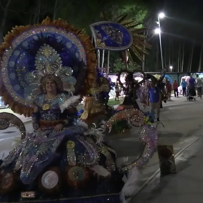 A Soverato si accende la magia con la Festa dei colori, l’evento sbarca per la prima volta in Calabria\n