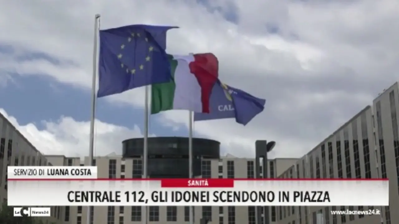 Centrale 112, gli idonei scendono in piazza