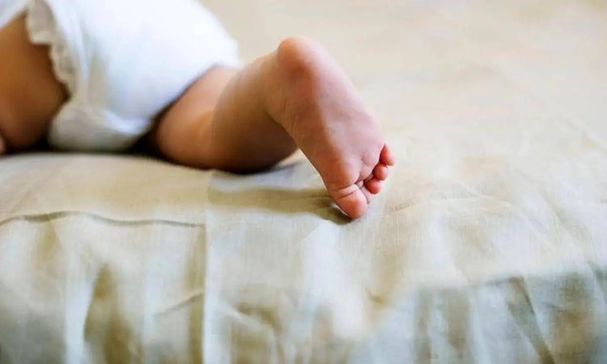 Torino, neonata salvata da rara malformazione al fegato con colla istantanea\n