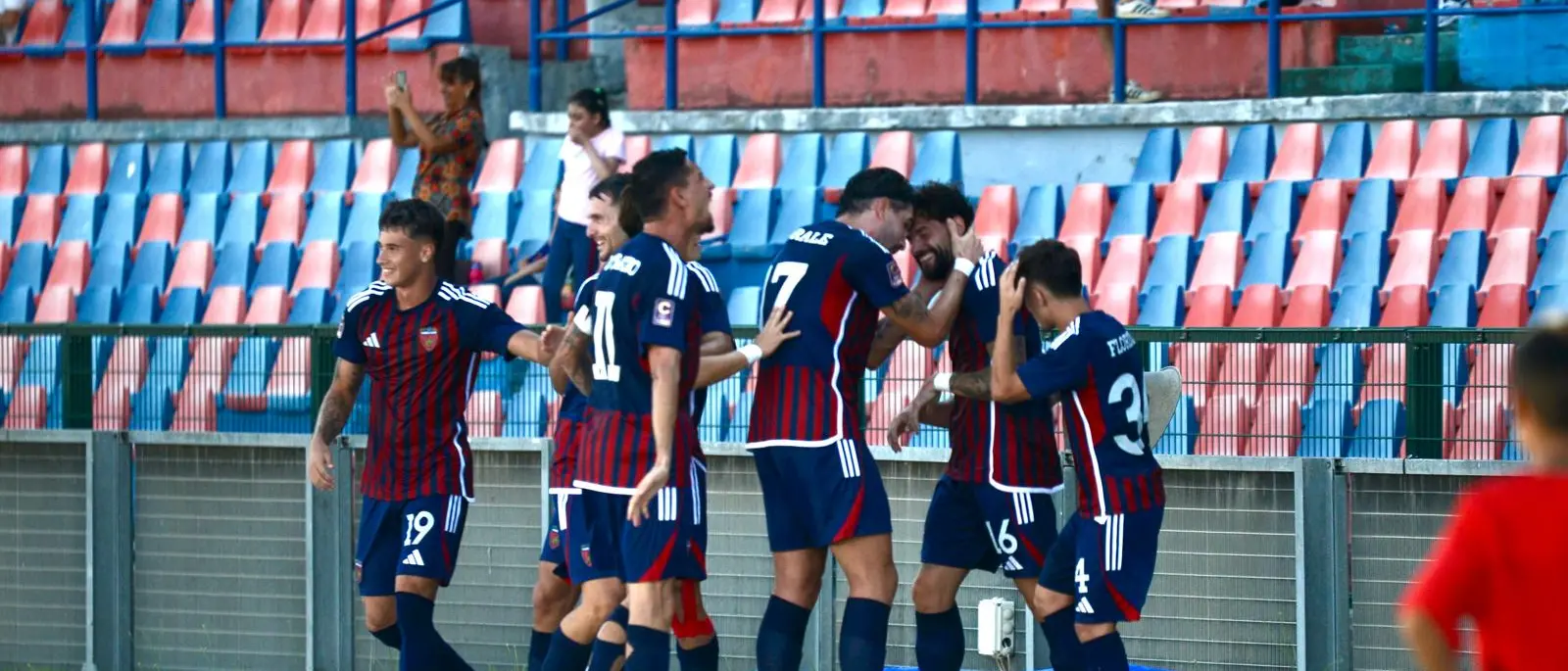 Il Cosenza c’è e può dire la sua dopo la vittoria contro la squadra\u00A0più forte del girone C\n