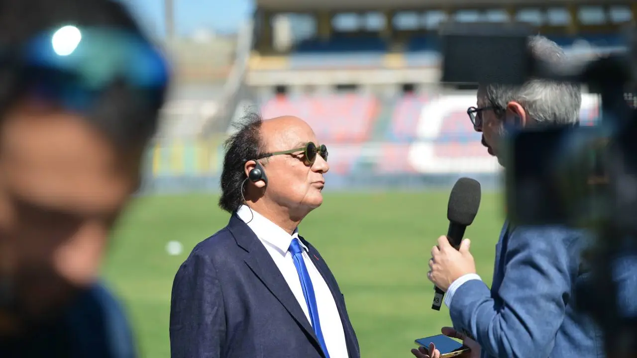 Guarascio: «Pochi tifosi per Cosenza-Catania? Sono al mare»\n