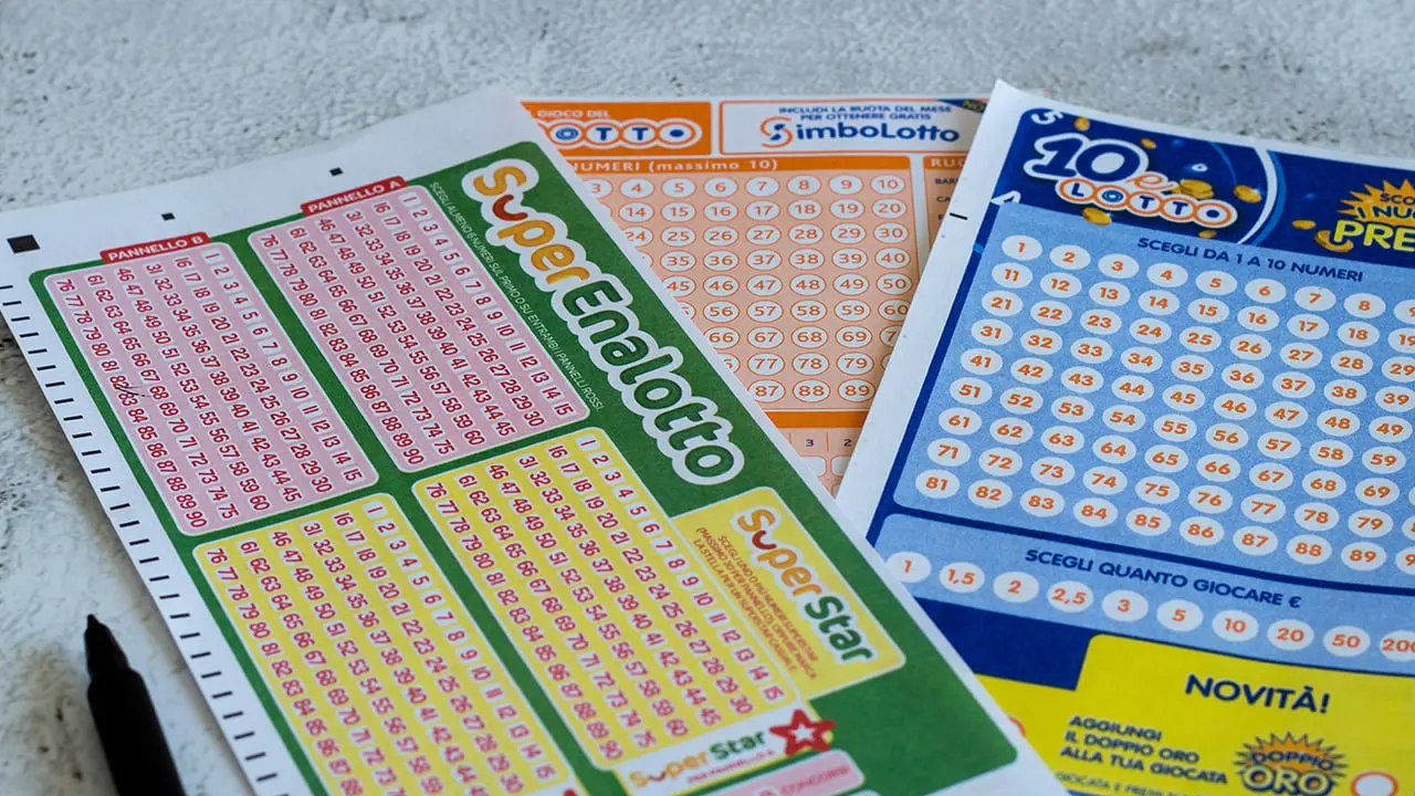 Scalea centrato un “5” da oltre 42mila euro con il SuperEnalotto\n