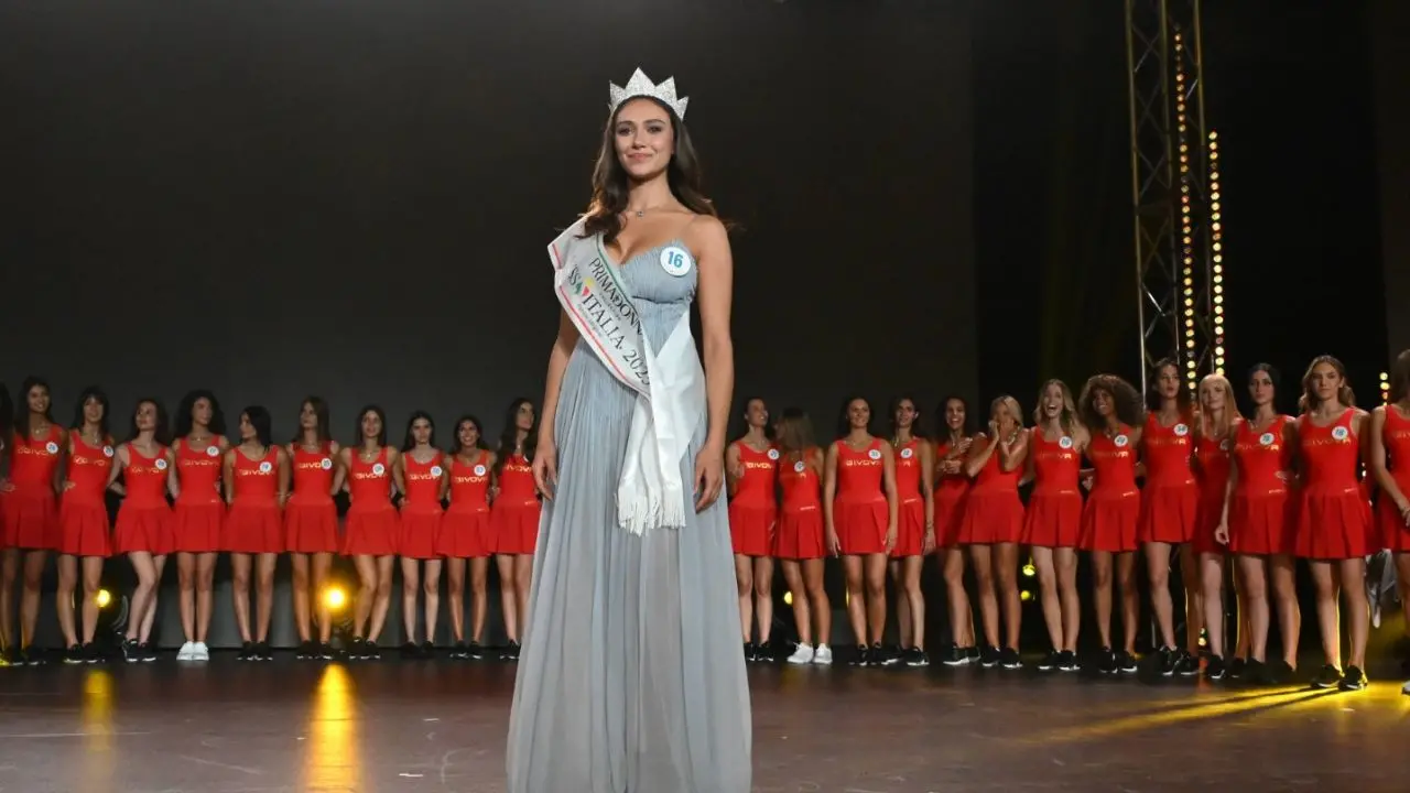 Miss Italia 2025 è Katia Buchicchio:\u00A0la “prima volta” della Basilicata\u00A0\n