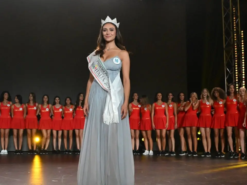 Miss Italia 2025 è Katia Buchicchio: la “prima volta” della Basilicata