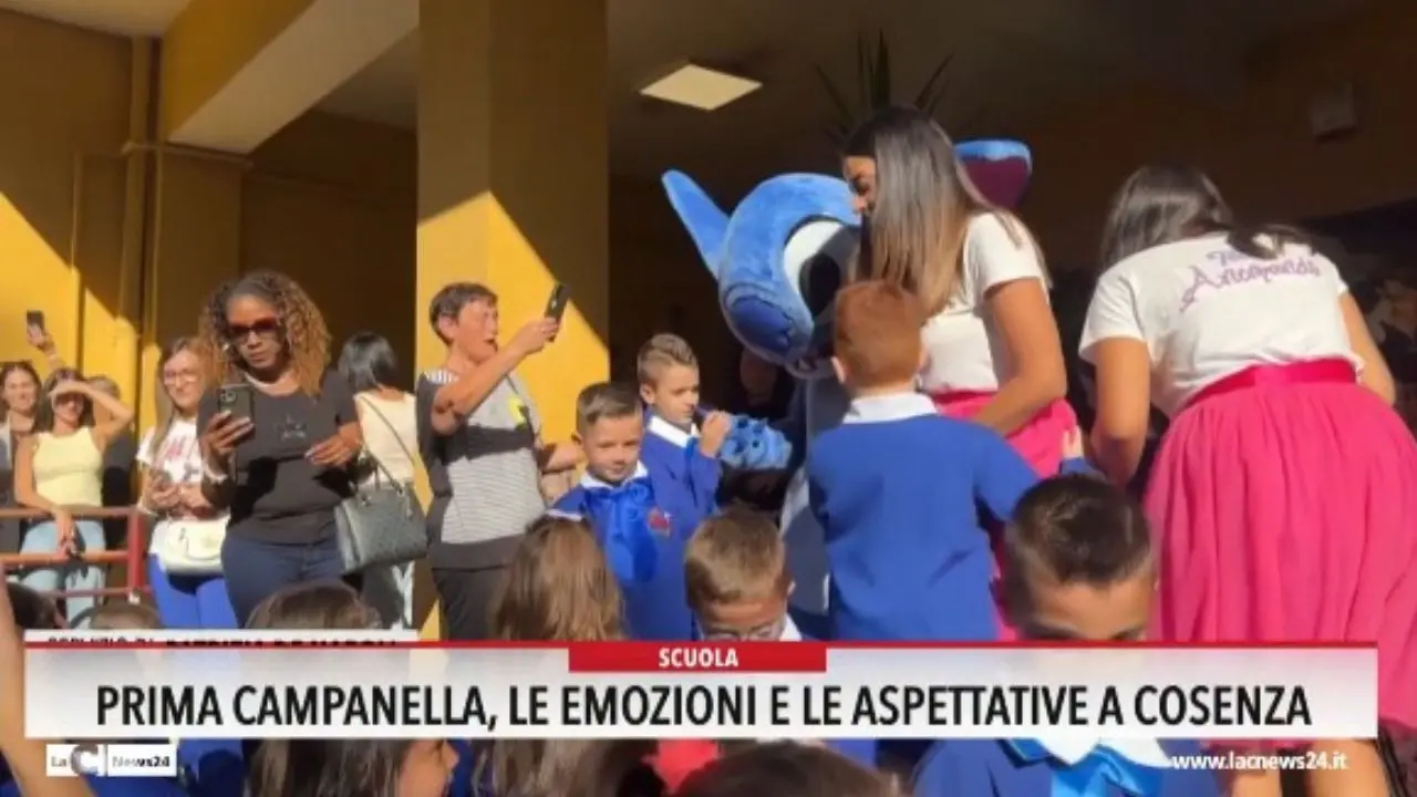 Prima campanella: le emozioni e le aspettative a Cosenza