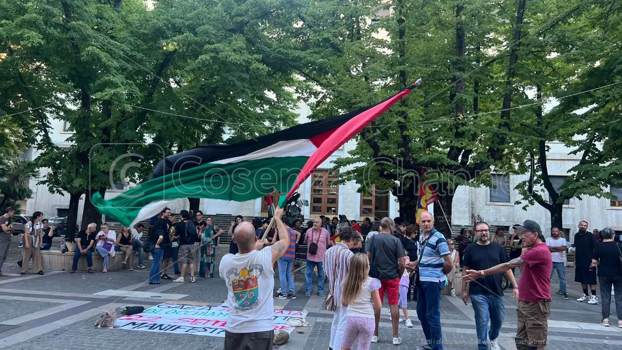 Sciopero generale per la Palestina, manifestazione lunedì pomeriggio a Cosenza