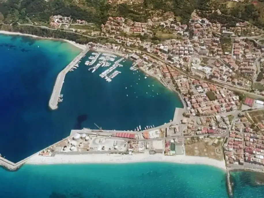 Cantiere navale a Vibo Marina: il Tar accoglie il ricorso e annulla la decadenza della concessione