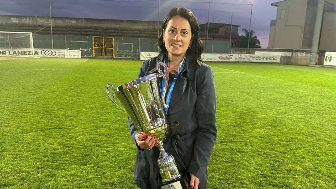 Eccellenza, scossone ai vertici societari della Virtus Rosarno: la presidente Antonella Naso annuncia le sue dimissioni\n