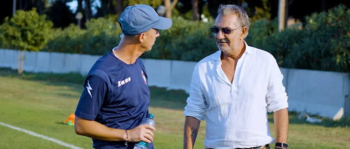 Crotone sotto i riflettori: sabato arriva il Siracusa, gli squali puntano alla prima vittoria allo Scida\n