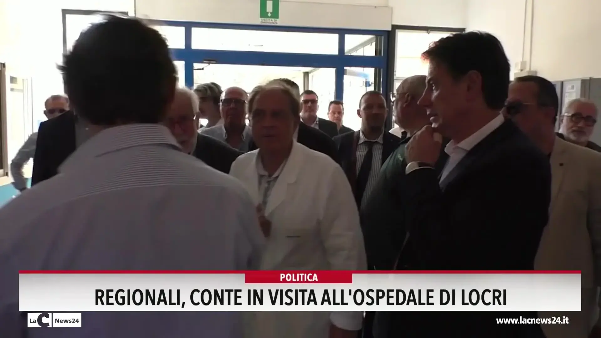 Regionali, Conte in visita all'ospedale di Locri