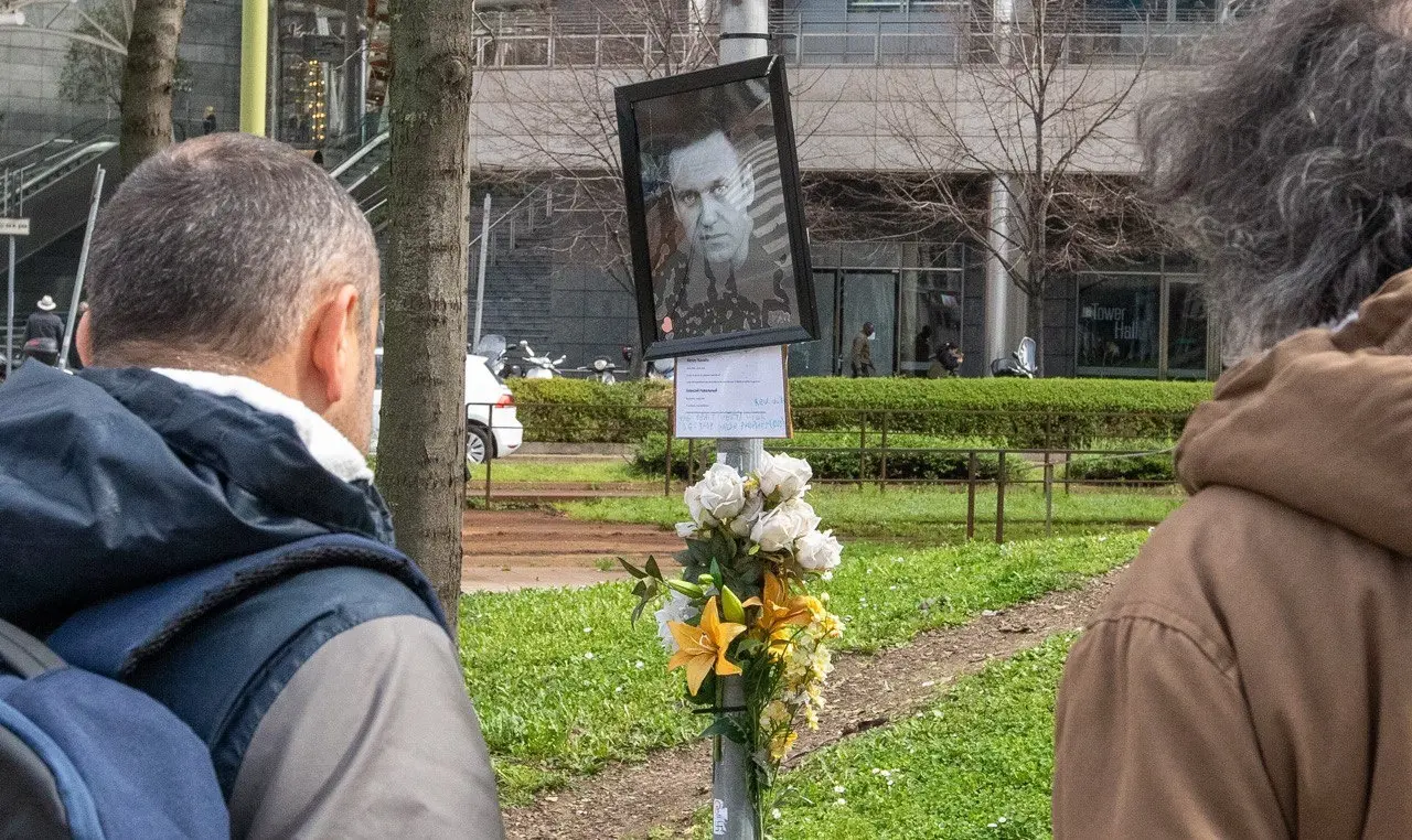 La vedova di Navalny: «Ho le prove, mio marito è stato avvelenato». I laboratori confermano, il Cremlino tace\n