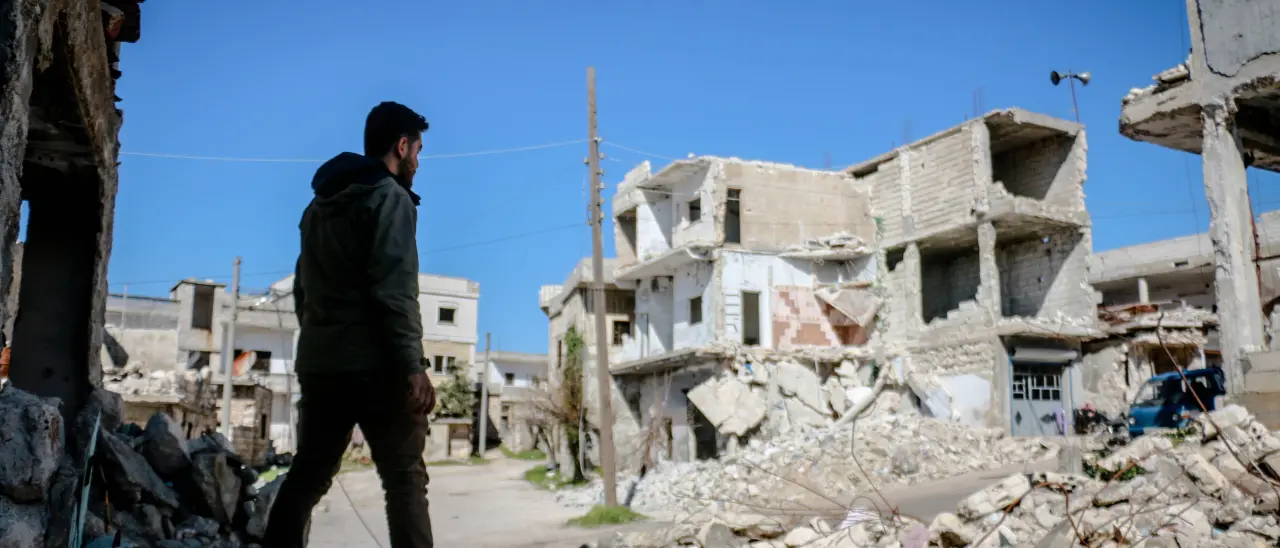 Il prezzo delle guerre è anche economico, miliardi\u00A0per distruggere e per ricostruire: soldi rubati a scuole, strade e ospedali\n