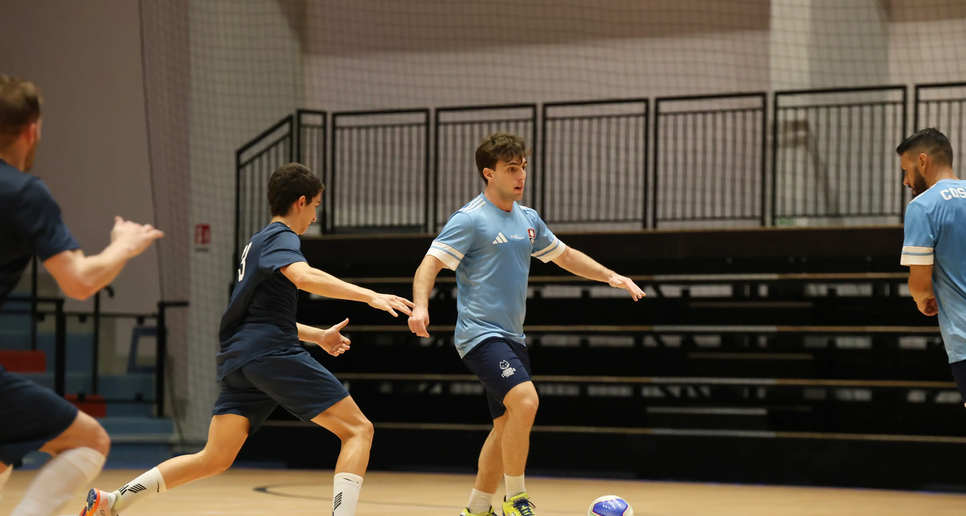 Futsal, la Pirossigeno Cosenza chiude la pre-season col botto: cinque gol alla Meta Catania\n