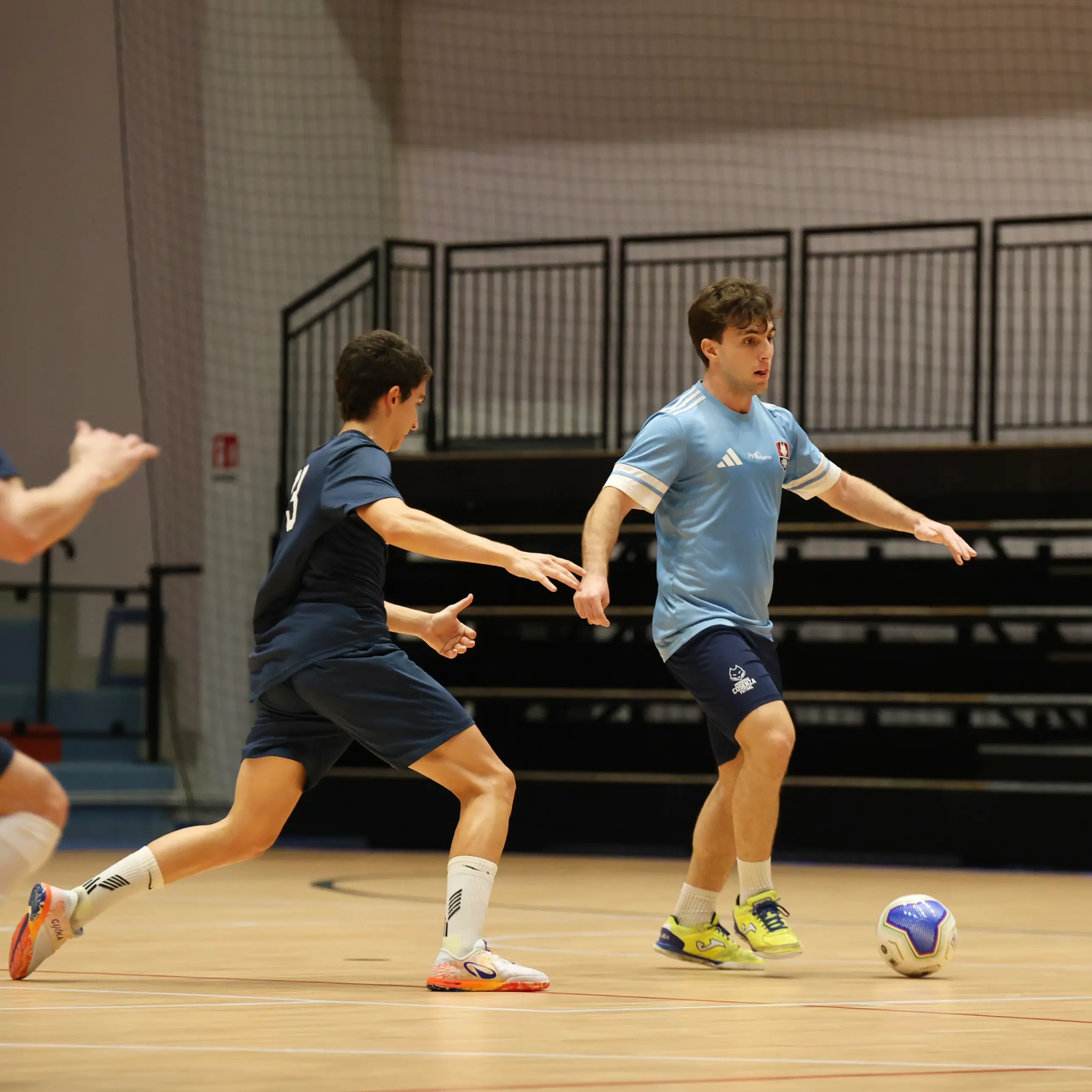 Futsal, la Pirossigeno Cosenza chiude la pre-season col botto: cinque gol alla Meta Catania\n
