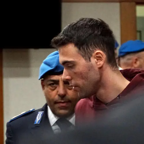 Turetta aggredito in carcere da un altro detenuto. Gino Cecchettin: «La violenza non è la risposta»\n