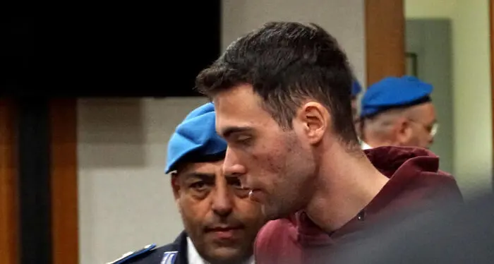 Turetta aggredito in carcere da un altro detenuto. Gino Cecchettin: «La violenza non è la risposta»\n