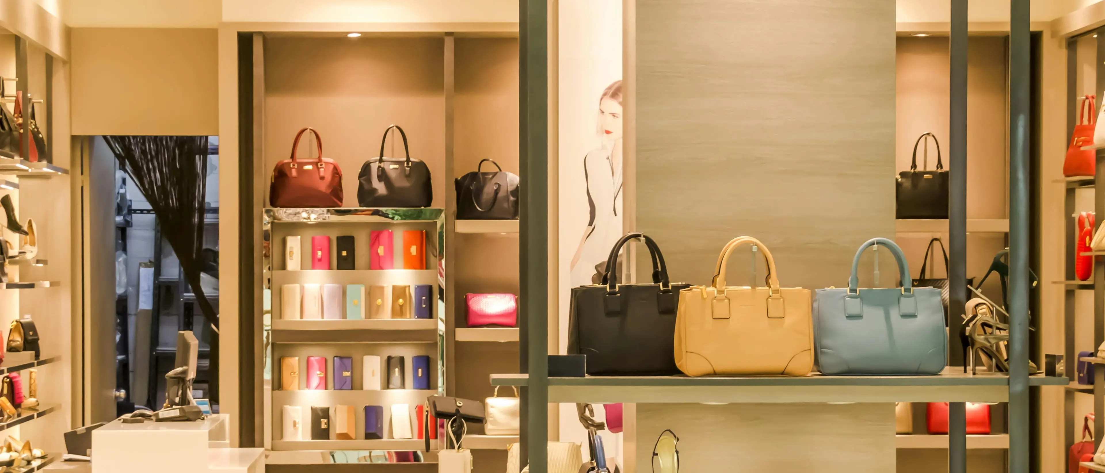 L’allarme di Confesercenti: nei primi sei mesi dell’anno spesa in calo di 2,4 miliardi di euro\n