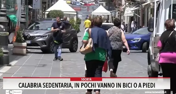 Calabria sedentaria, in pochi vanno in bici o a piedi