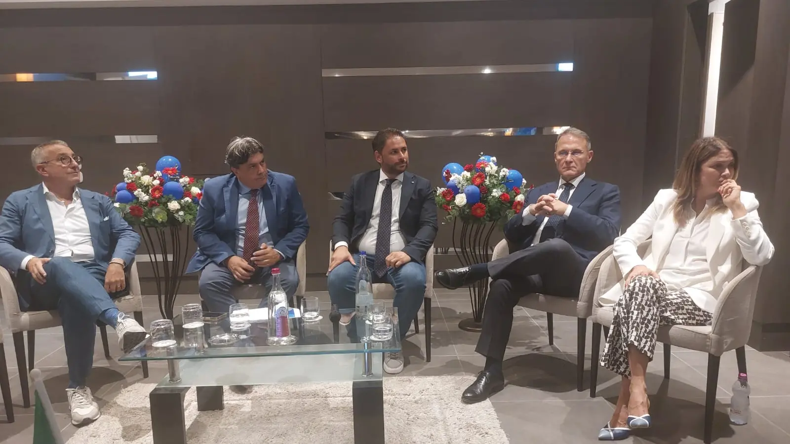 Il viceministro Cirielli a Catanzaro: «Il Ponte sullo Stretto volano di sviluppo. La Calabria sarà al centro dell’Europa»\n