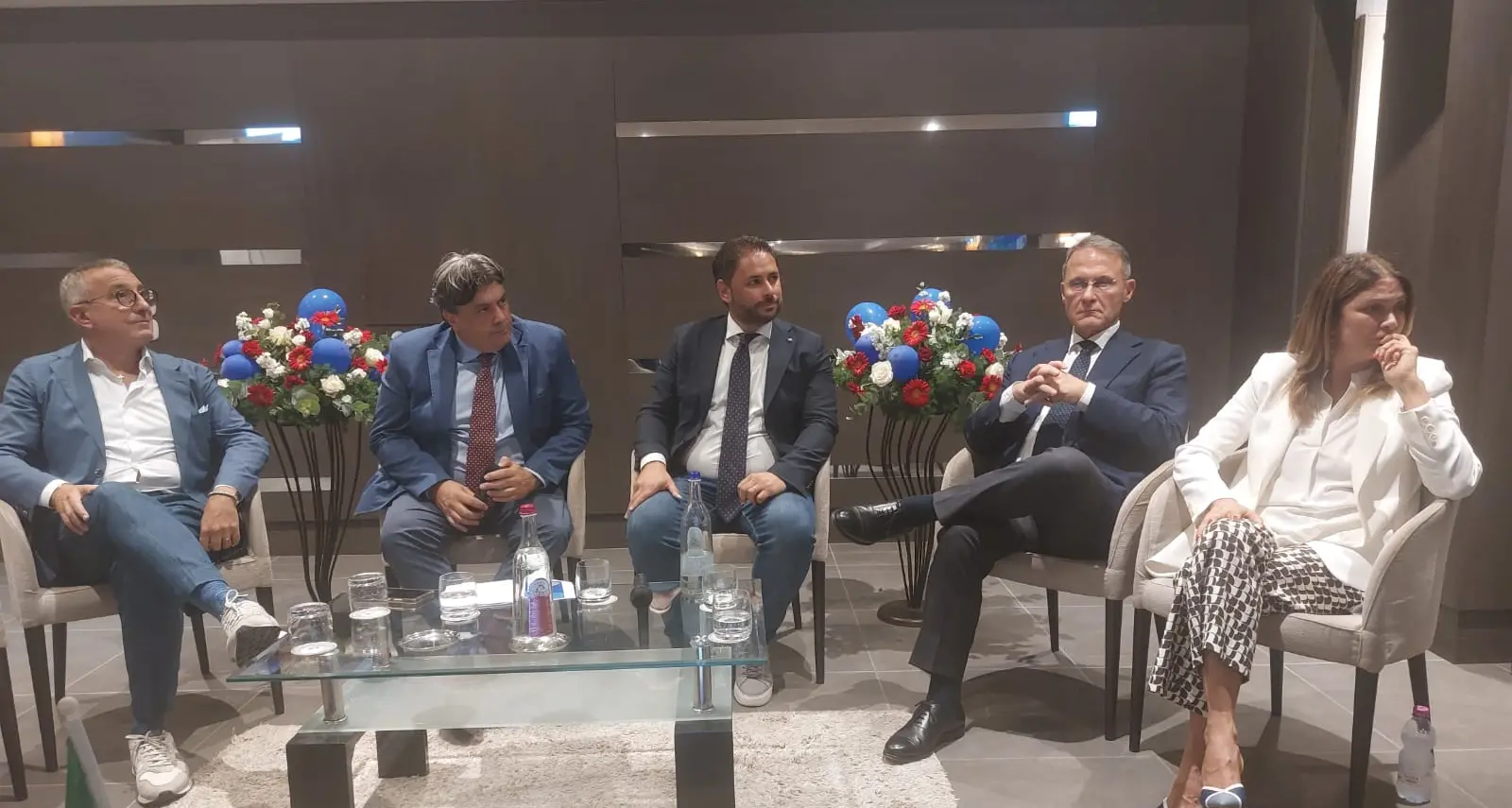 Il viceministro Cirielli a Catanzaro: «Il Ponte sullo Stretto volano di sviluppo. La Calabria sarà al centro dell’Europa»\n