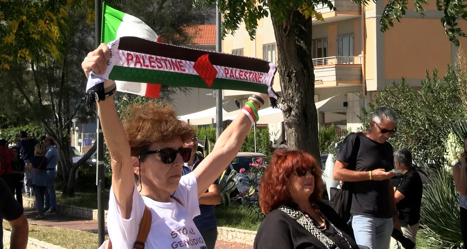 Anche a Catanzaro in piazza per Gaza: «Ogni vita umana conta, basta guerra. Italia e Europa rompano il silenzio»\n