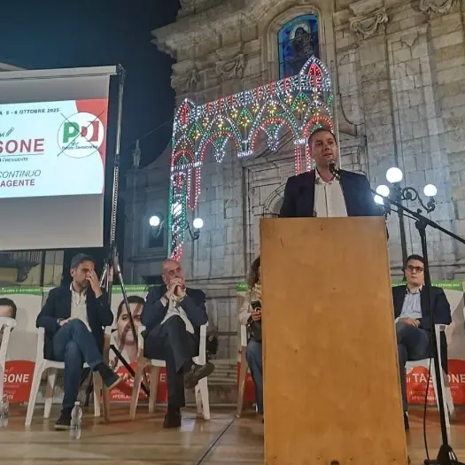 Regionali, Tassone (Pd) lancia la sfida da Serra San Bruno: «Occhiuto bravo solo sui social ma racconta frottole»\n