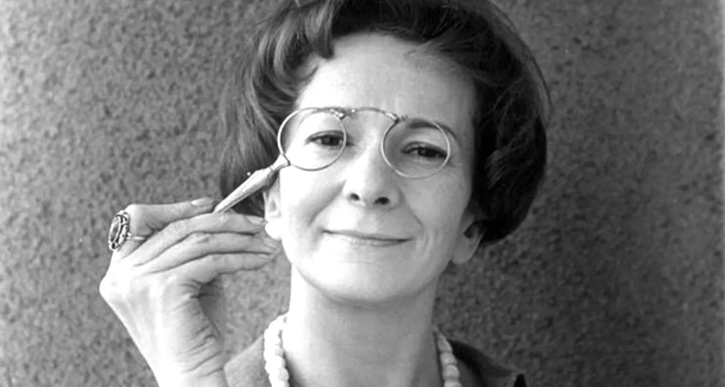 Wislawa Szymborska: la voce sommessa che ha cambiato la poesia e dato forza universale al femminile\n