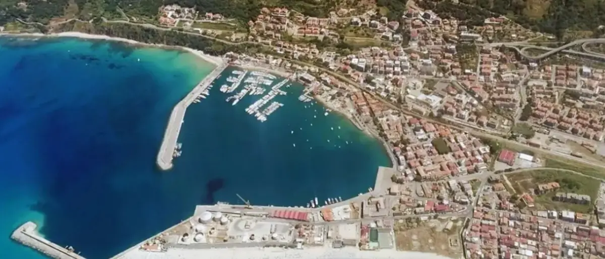 Cantiere navale a Vibo Marina: il Tar accoglie il ricorso e annulla la decadenza della concessione\n