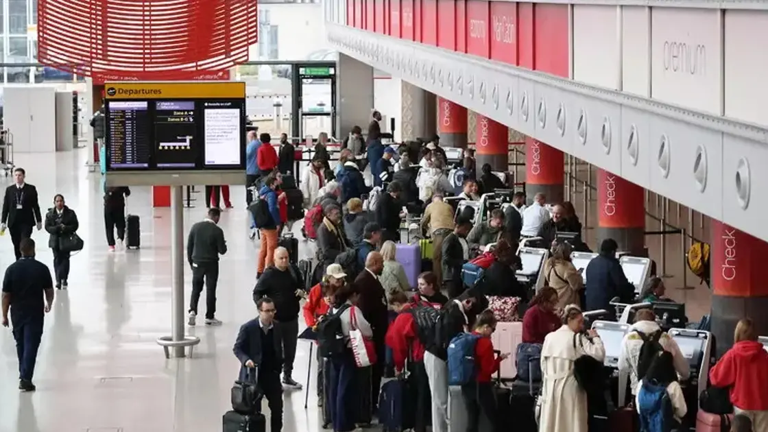Disagi negli aeroporti europei , Ansa