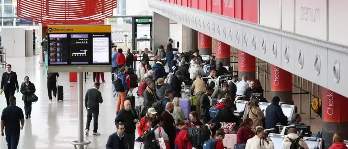 Cyber-attacco contro gli aeroporti europei: Bruxelles, Berlino e Londra si sono fermati. È un nuovo modello di guerra?\n