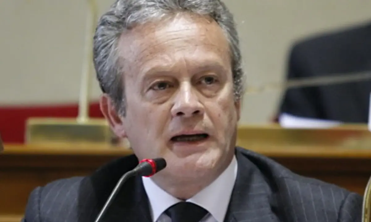 Antoniozzi (Fdi) replica a Graziano: «Spiace rispondere ad attacchi personali, tirato in ballo anche mio padre»\n