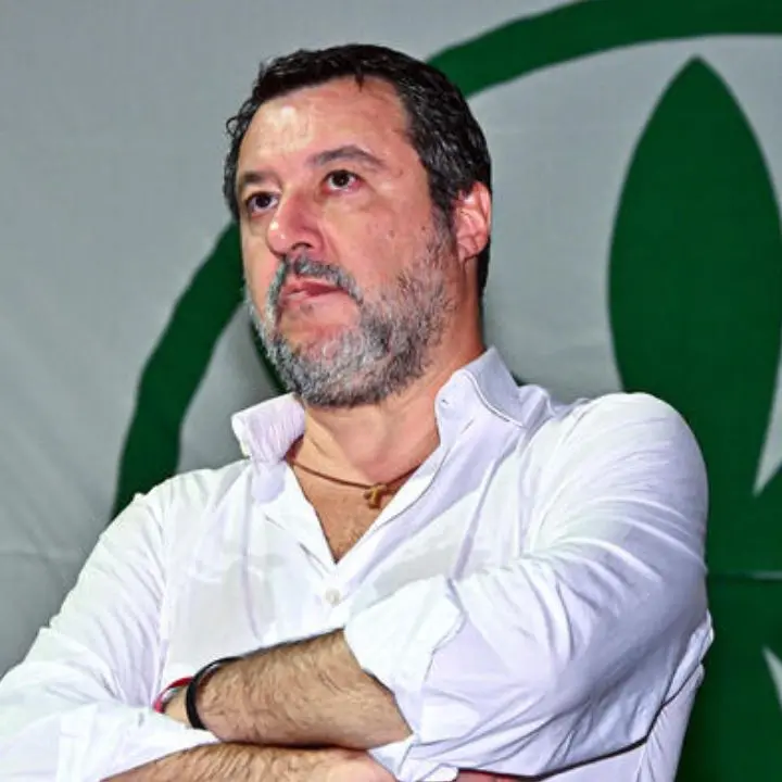 Controlli medici per Salvini, annulla gli impegni ma in un video rassicura tutti: «Domani sarò a Pontida»\n