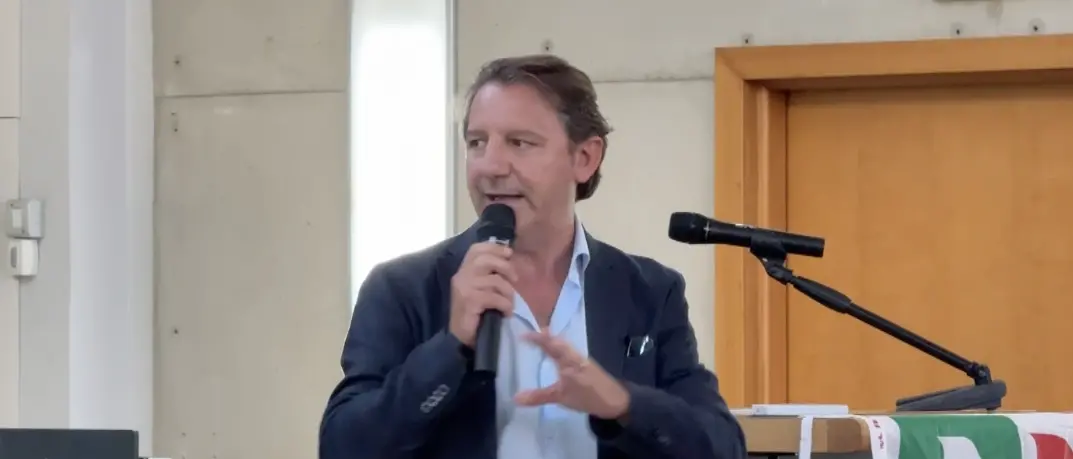 Regionali, anche da Corigliano Rossano Tridico martella su sanità e ritardi: «La Calabria di Occhiuto non funziona»