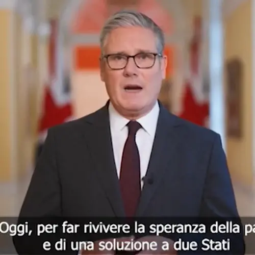 Regno Unito, Canada e Australia riconoscono la Palestina. Israele risponde a muso duro: «Annetteremo la Cisgiordania»\n