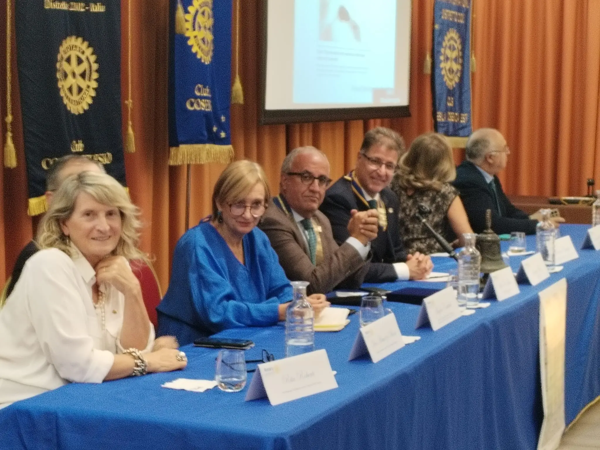 Giovani e anziani, otto club del Rotary aprono il dialogo a Rende