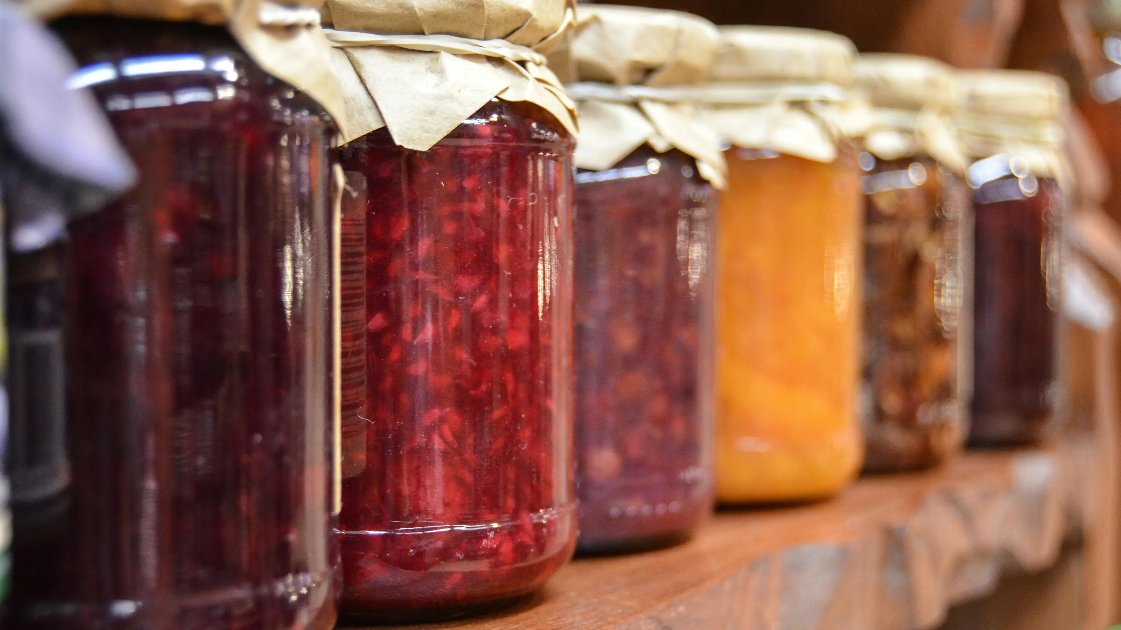 <p>I prodotti Made in Calabria acquistabili al momento su Amazon sono&nbsp;427. Le vendite maggiori riguardano liquori, liquirizia e altri prodotti alimentari</p>\\n